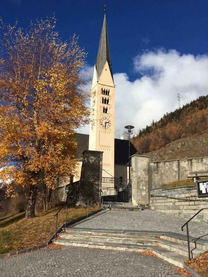 Hotel Adler Garni Zernez Exterior foto